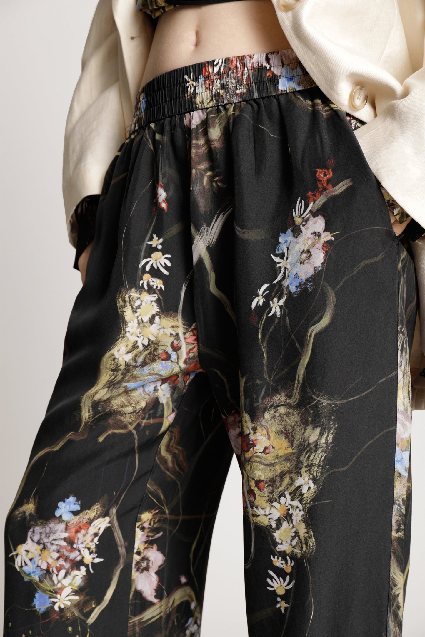 ARUM SILK PANTS - BLACK